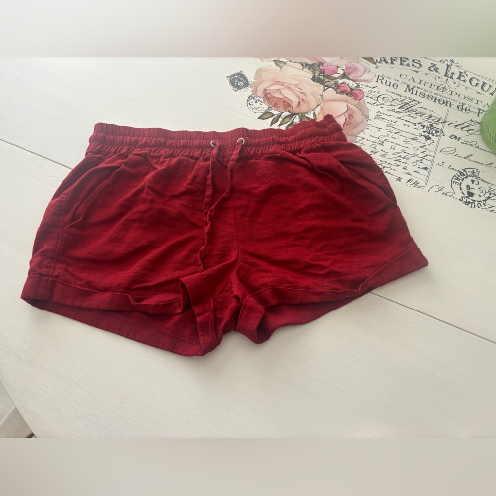 Forever 21 deep red airy summer shorts